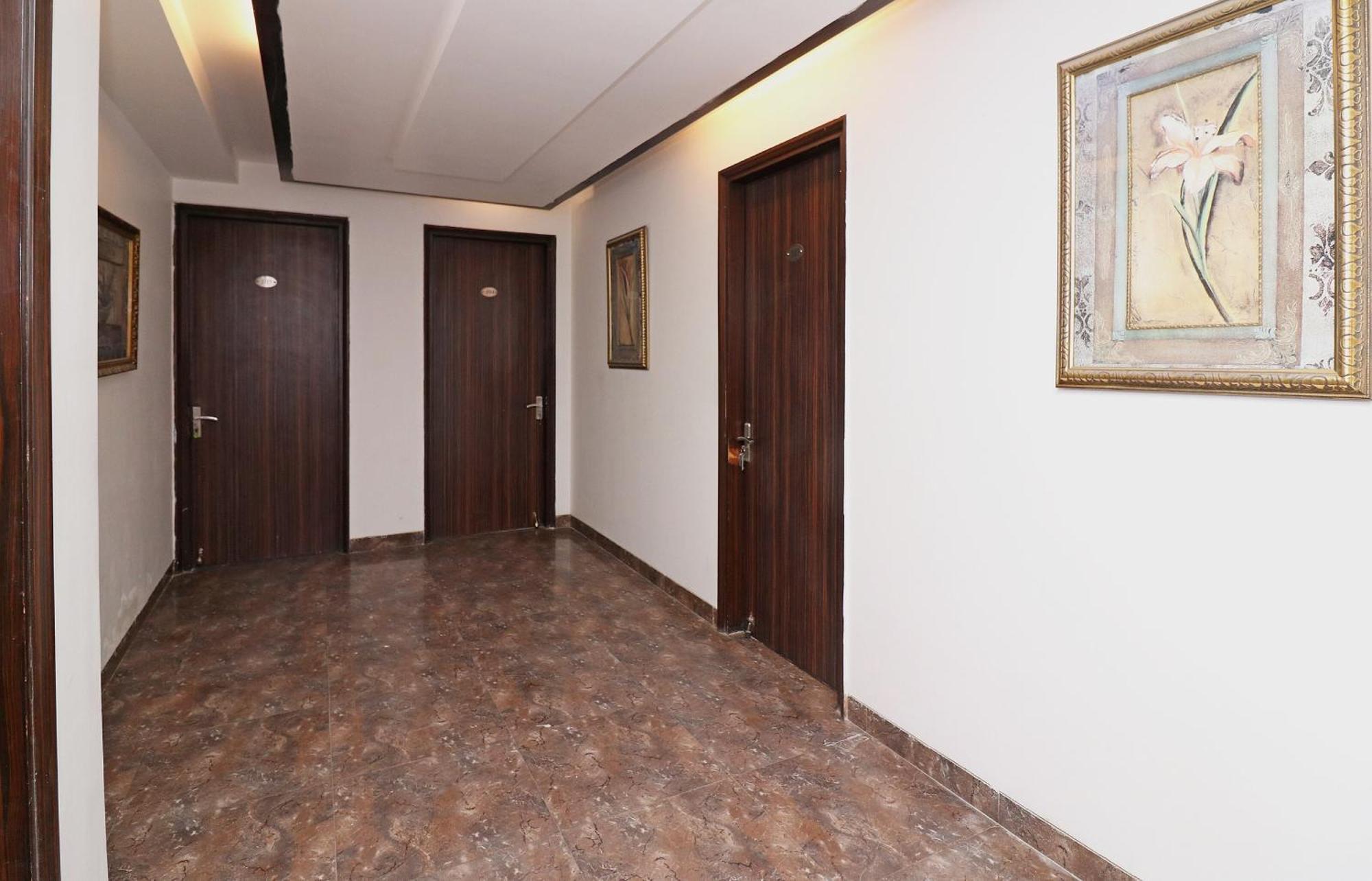 Wonderland Inn Near Aravali Biodiversity Park Гургаон Экстерьер фото